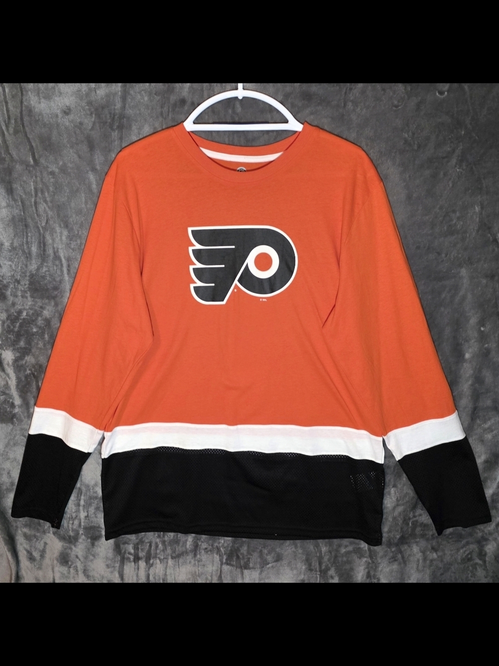 Philadelphia Flyers Long-sleeve Jersey Style Shirt